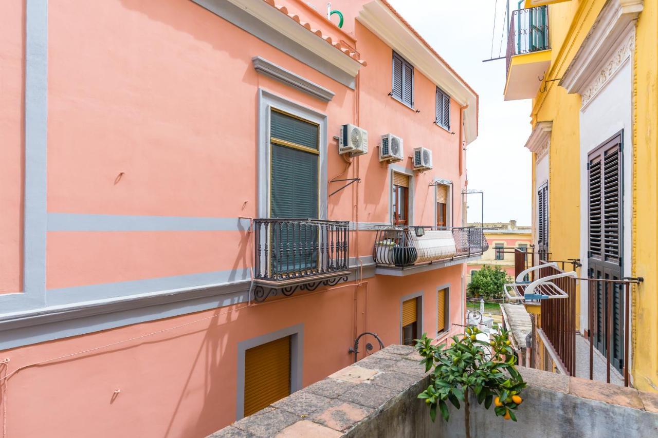 Starhost - La Casa Al Duomo Lägenhet Vietri Exteriör bild